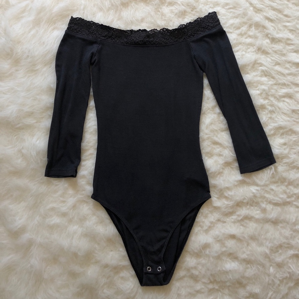 grey lace-trim bodysuit